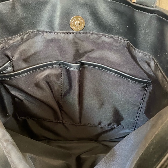 Villeroy & Boch “VB” Black & White Graphic Canvas Tote; Bellboy, Women & Dog - Picture 8 of 14